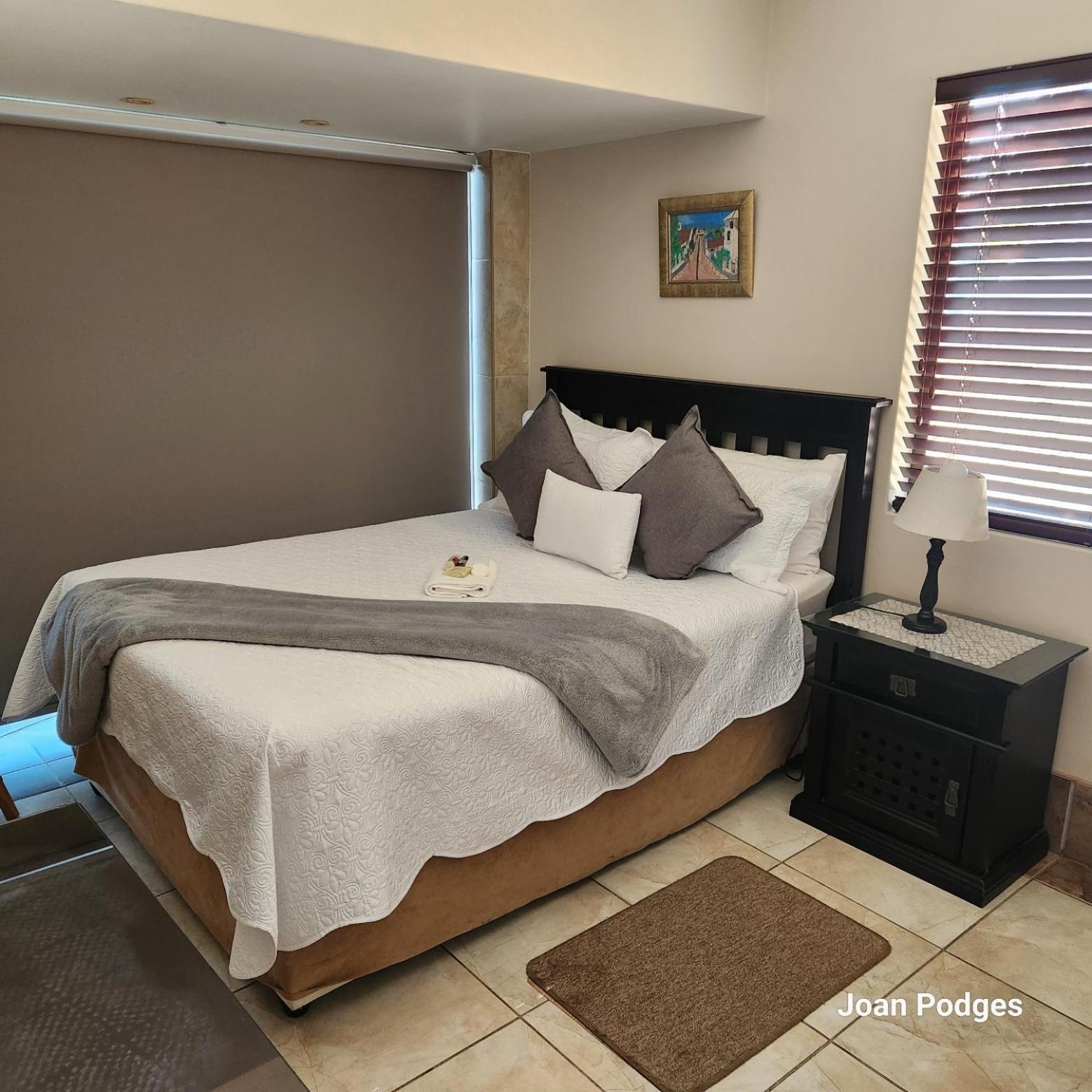 Bon A Vie Self-Catering And B&B Gonubie Full Solar Power, No Load Shedding! Bagian luar foto