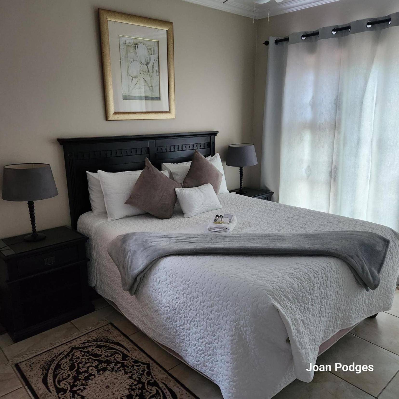 Bon A Vie Self-Catering And B&B Gonubie Full Solar Power, No Load Shedding! Bagian luar foto